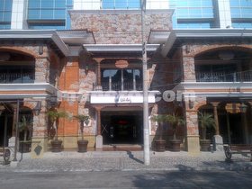 Paseo Plaza Clinic Center